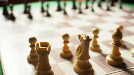 Berhenti Jadi Pengusaha Lugu: Belajar Strategi Leverage, Reputasi, dan Monopoli Pasar dari Nabi Yusuf